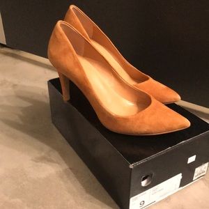 Isabella Suede Pumps